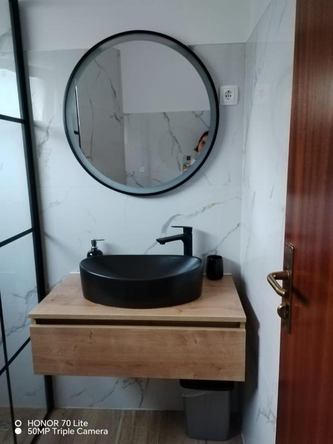 Apartments Karaba Pakoštane Eksteriør bilde