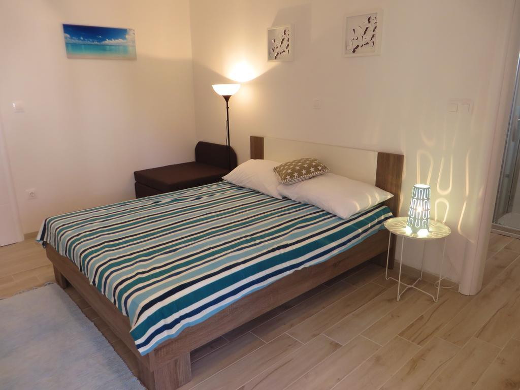 Apartments Karaba Pakoštane Eksteriør bilde